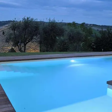 Casa di campagna Antico Borgo Ancona